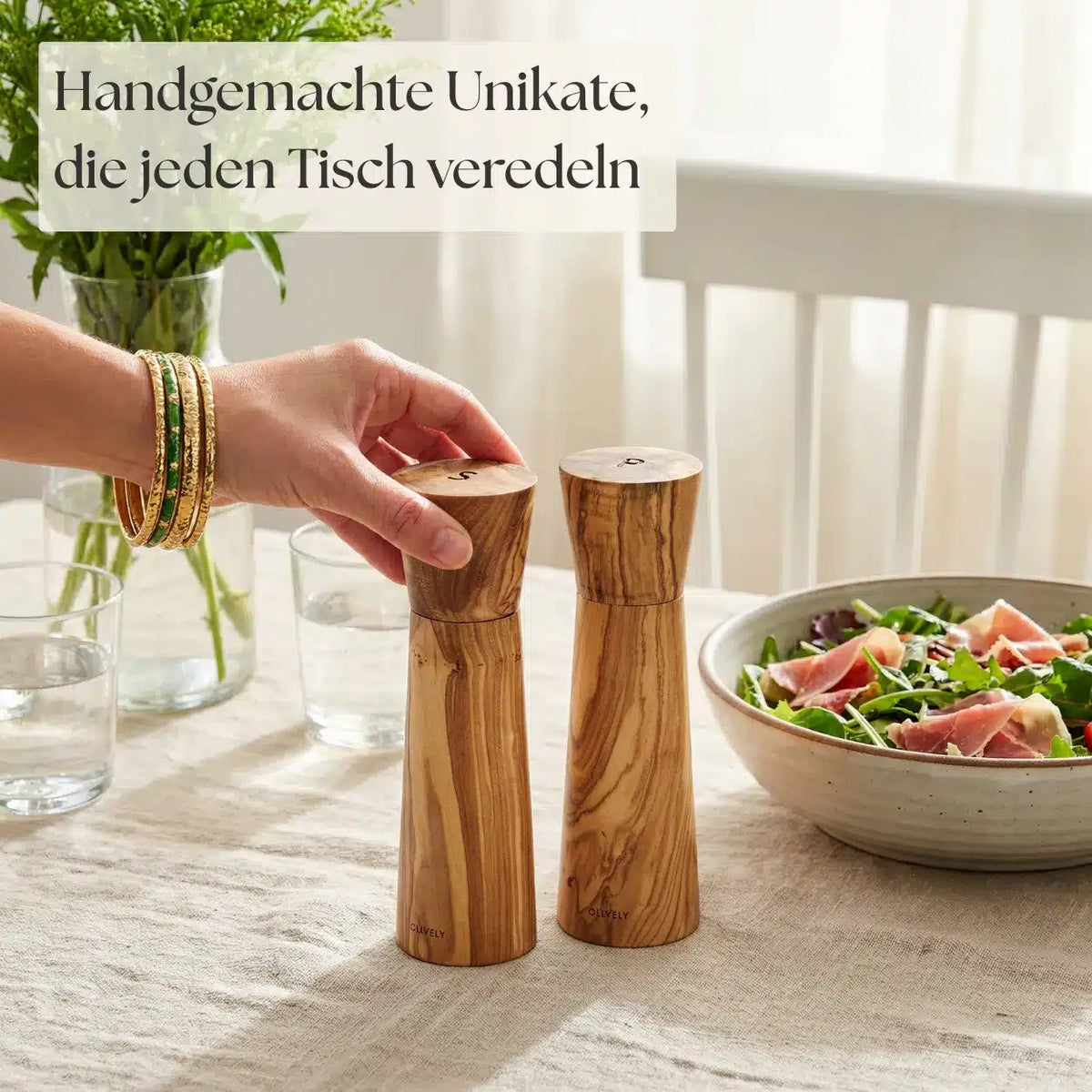 Salz und Pfeffermuehle aus Holz